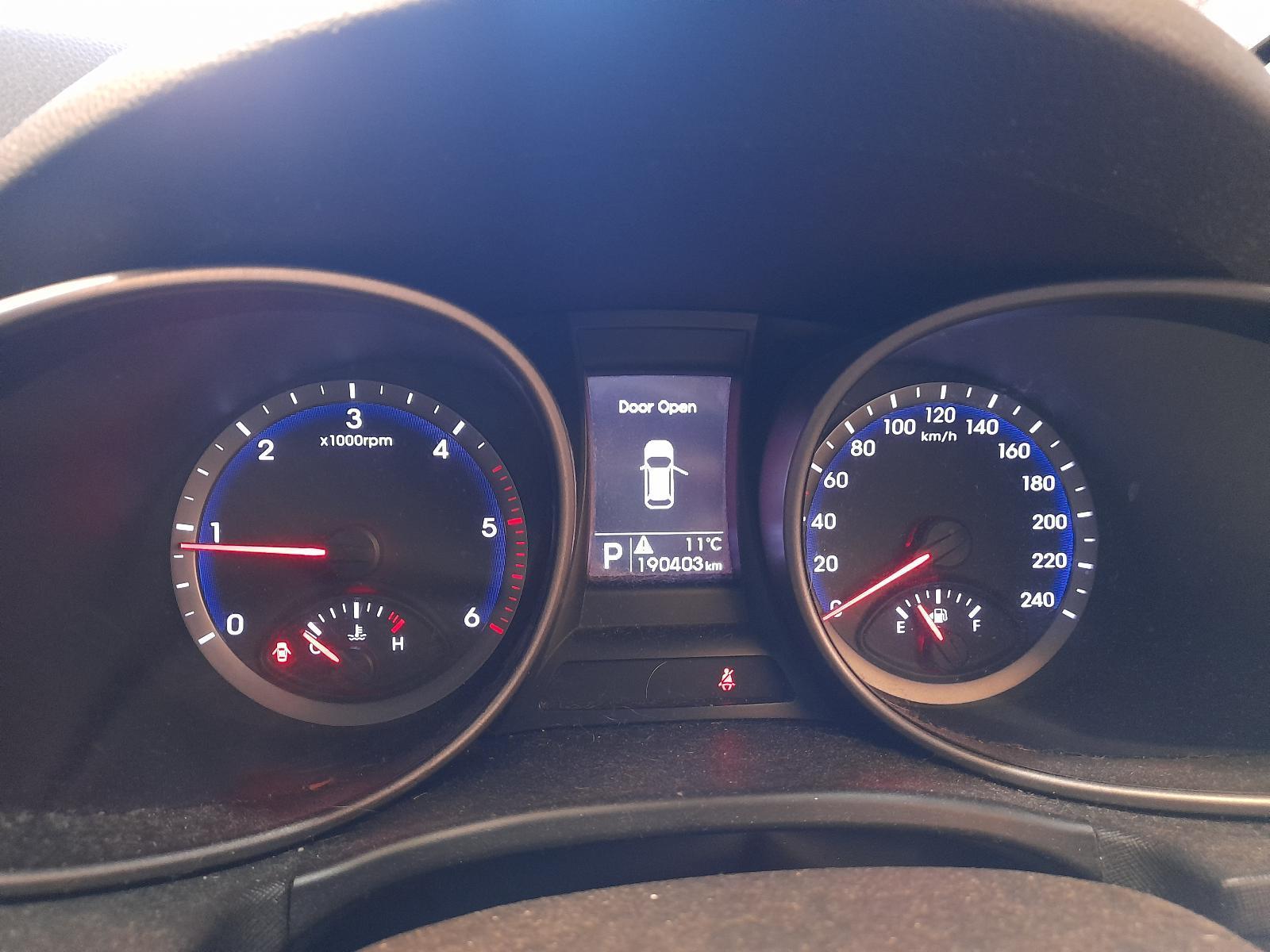 View Auto part Instrument Cluster Hyundai Santa Fe 2015