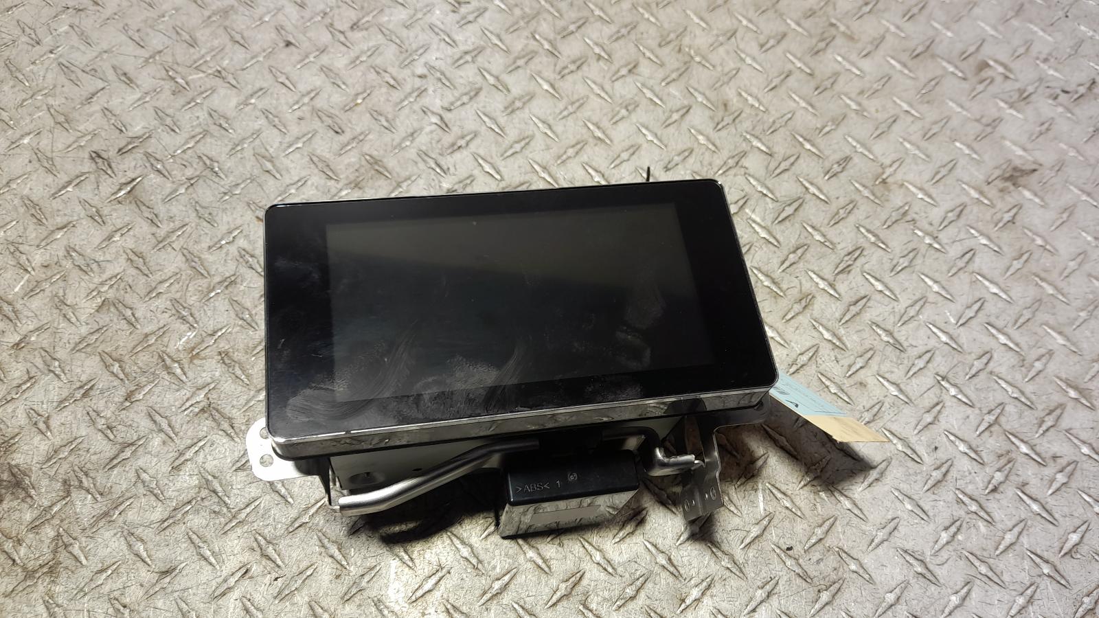 View Auto part Radio/Cd/Dvd/Sat/Tv Mitsubishi Asx 2018