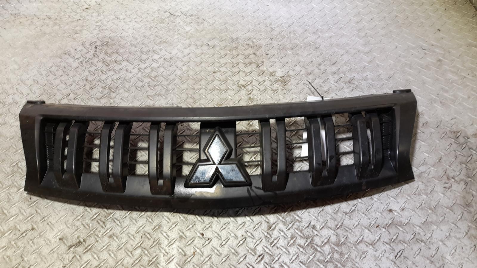 View Auto part Grille Mitsubishi Triton 2016