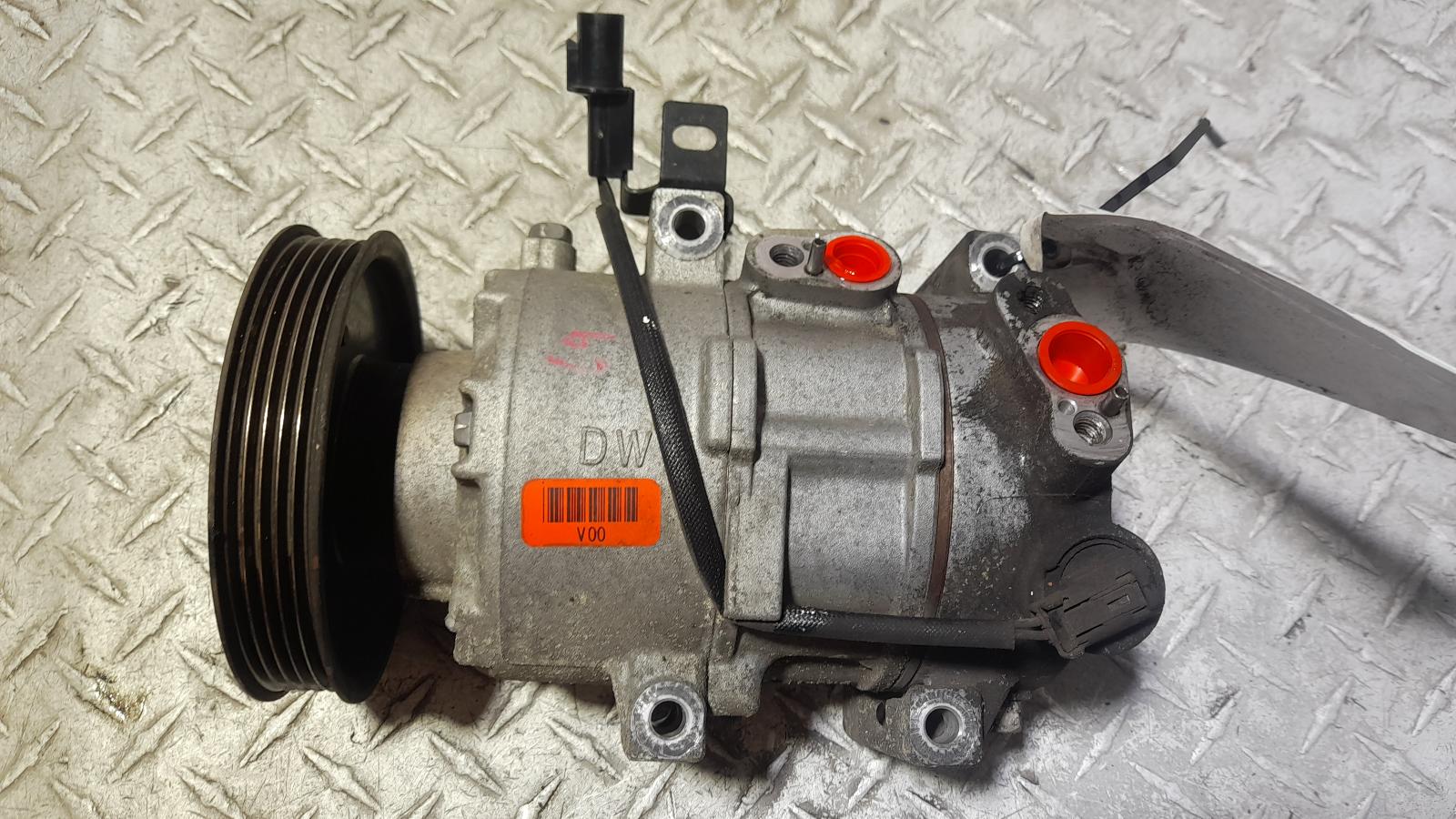 View Auto part A/C Compressor Hyundai I40 2016