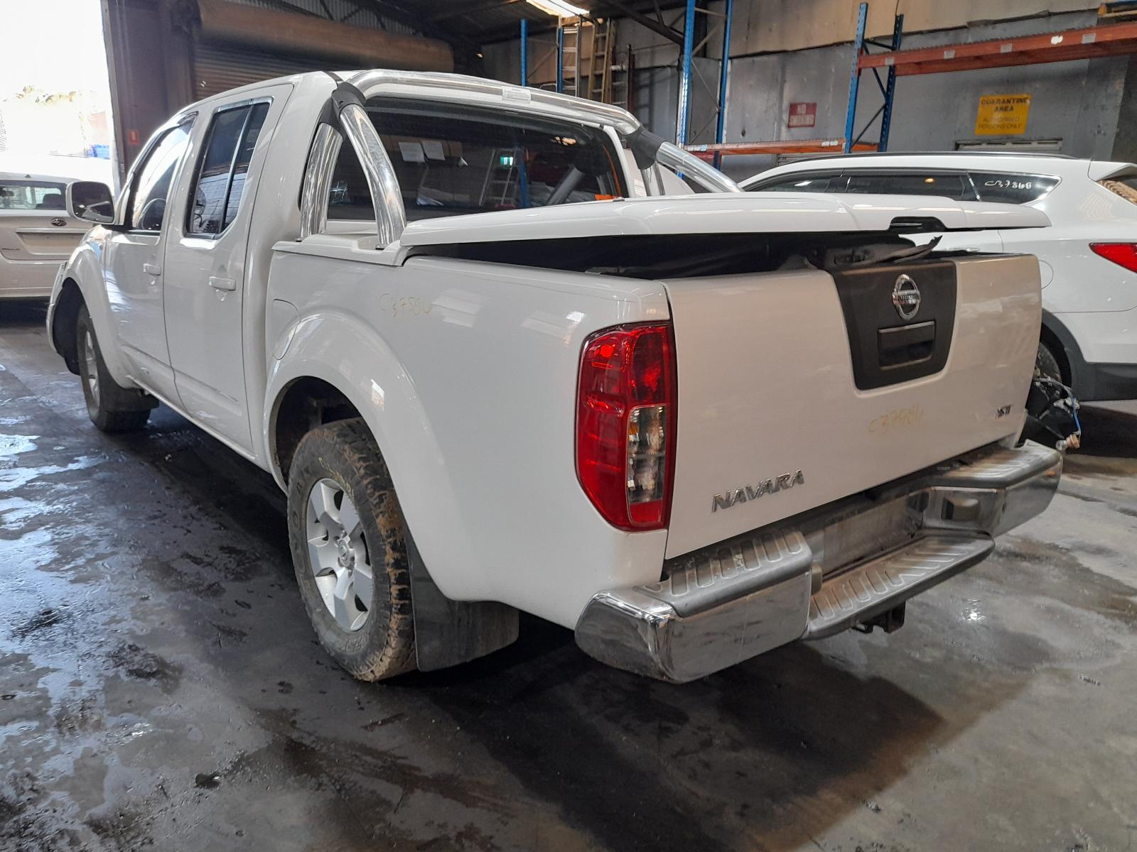 View Auto part Tonneau/Cover Nissan Navara 2010