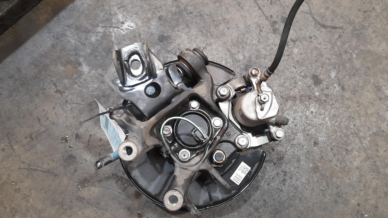 View Auto part Left Rear Hub Assembly Toyota Rav4 2017