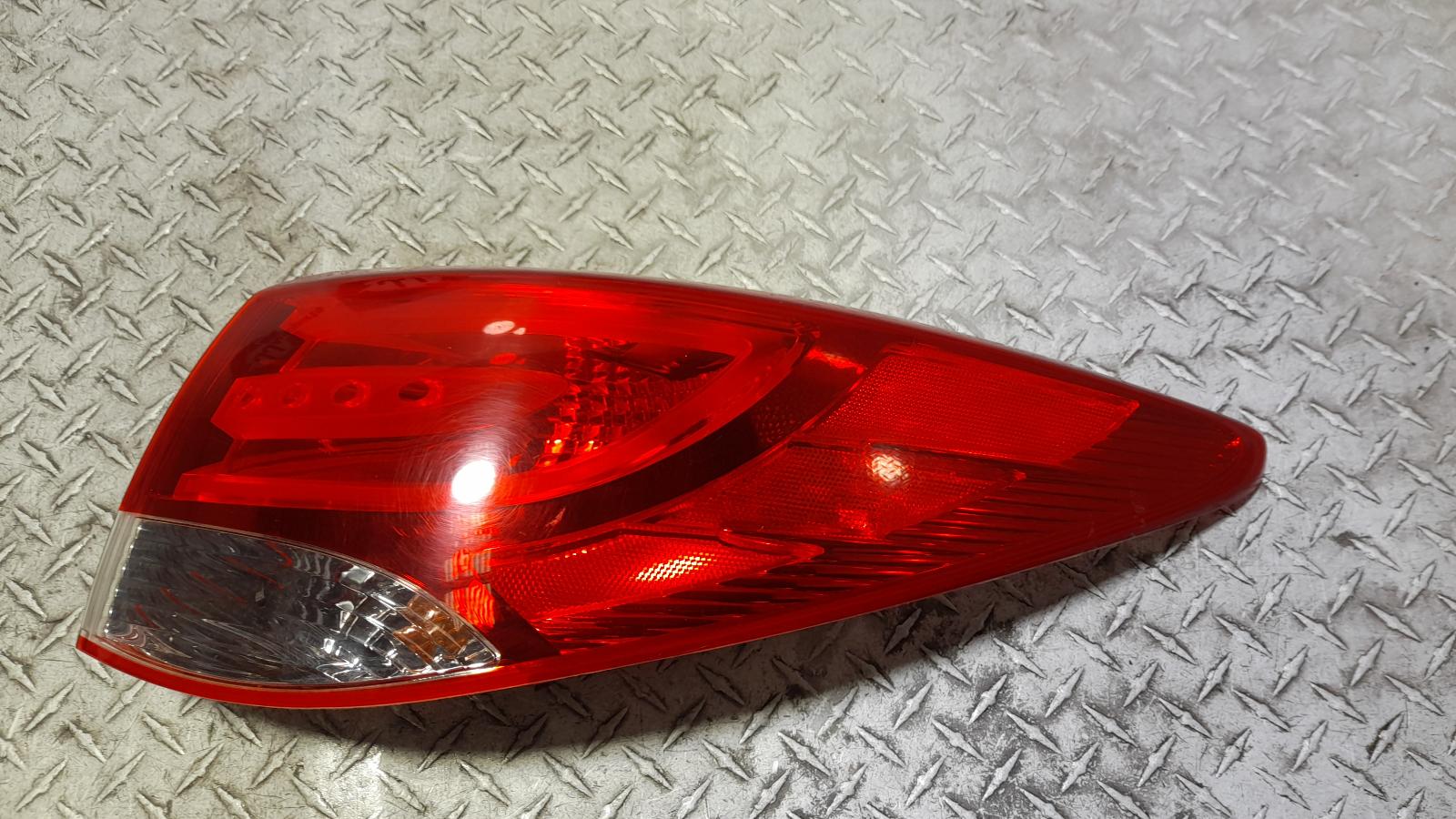 View Auto part Right Taillight Hyundai Ix35 2013