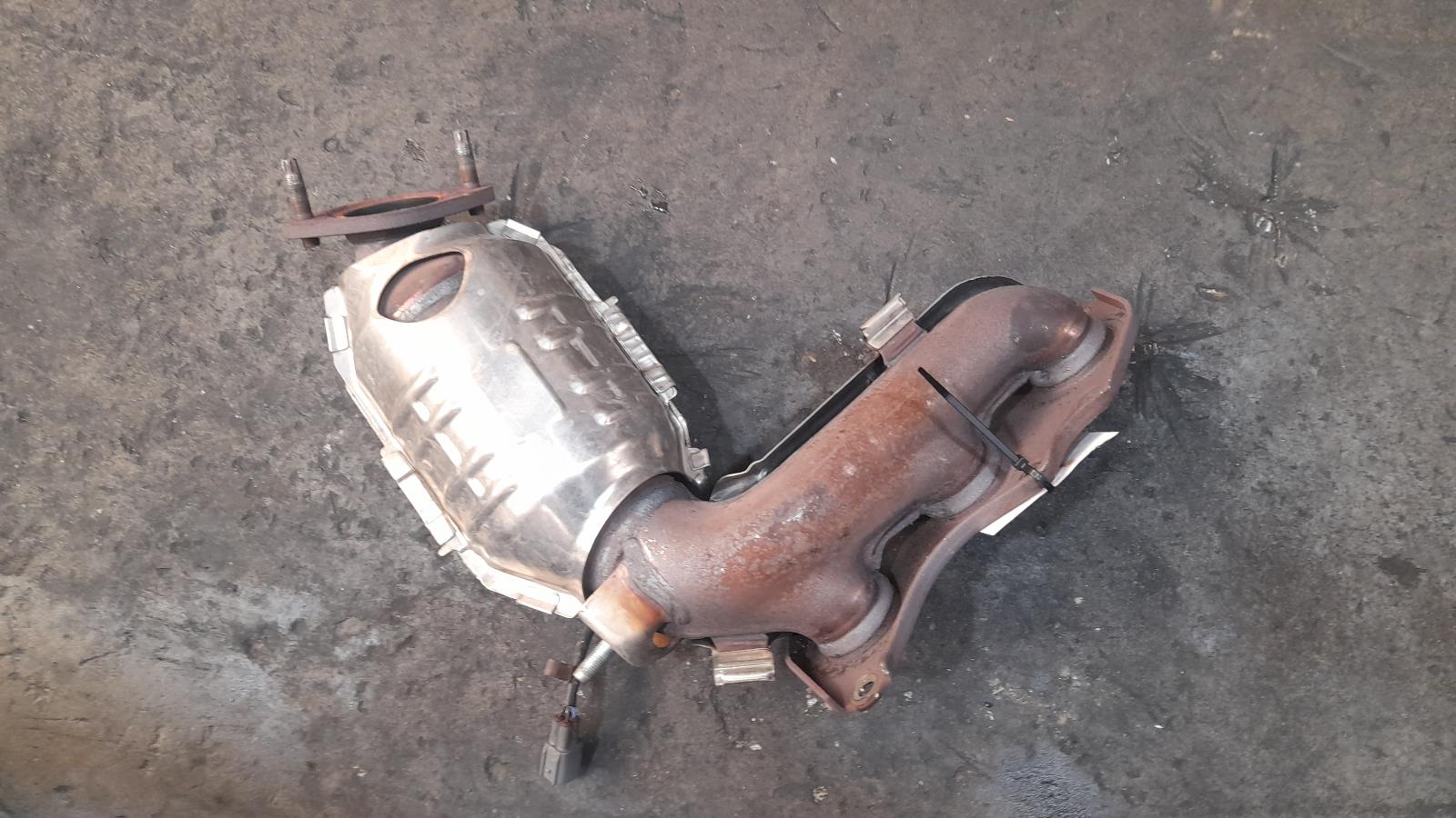 View Auto part Catalytic Converter Toyota Kluger 2013