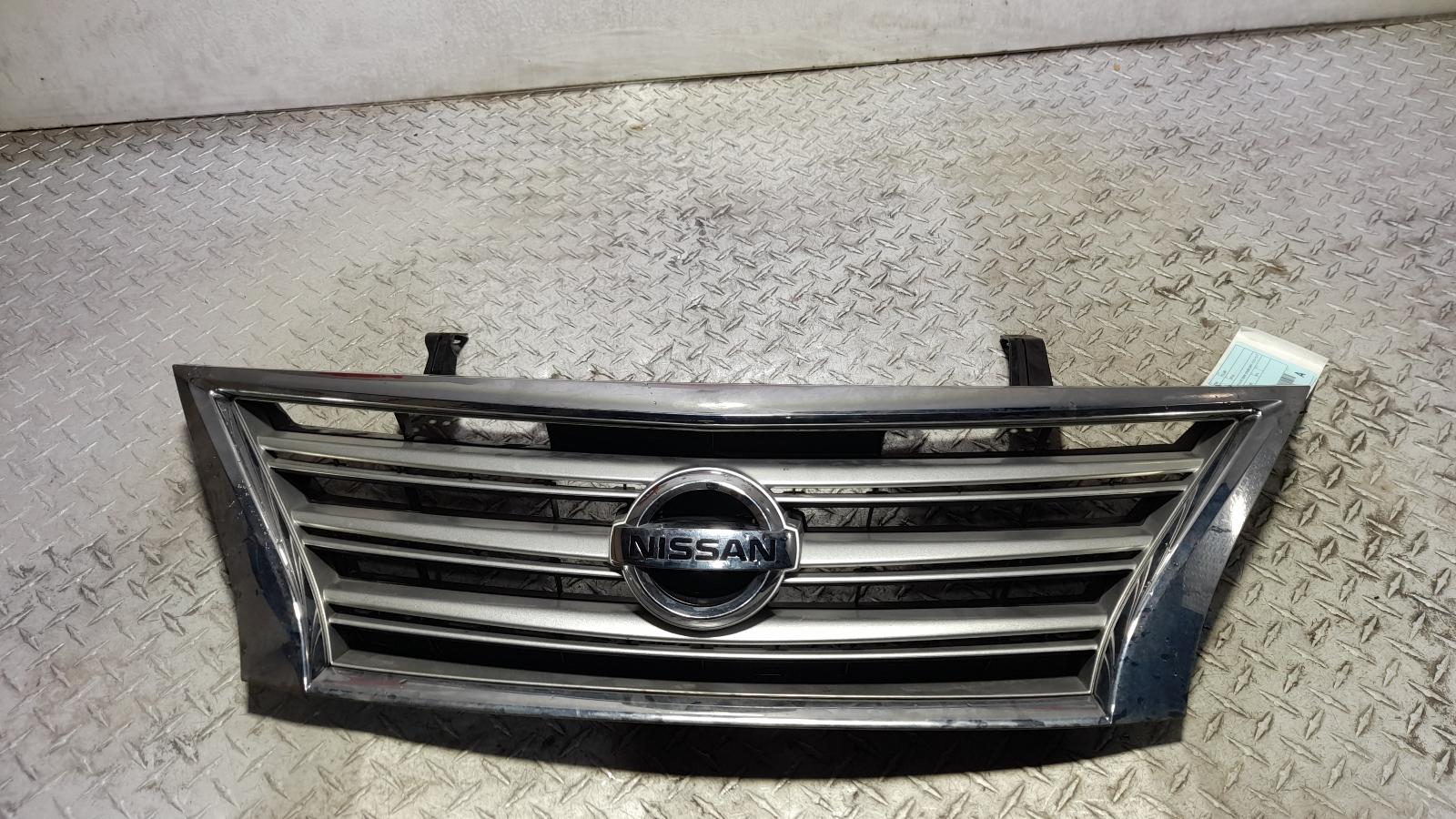 View Auto part Grille Nissan Pulsar 2013