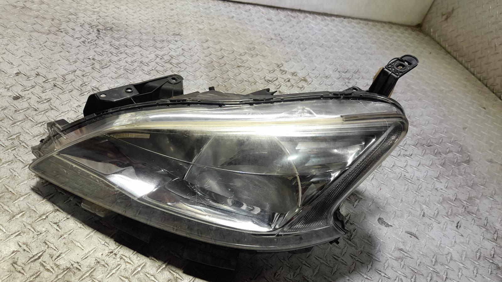 View Auto part Left Headlamp Nissan Pulsar 2013