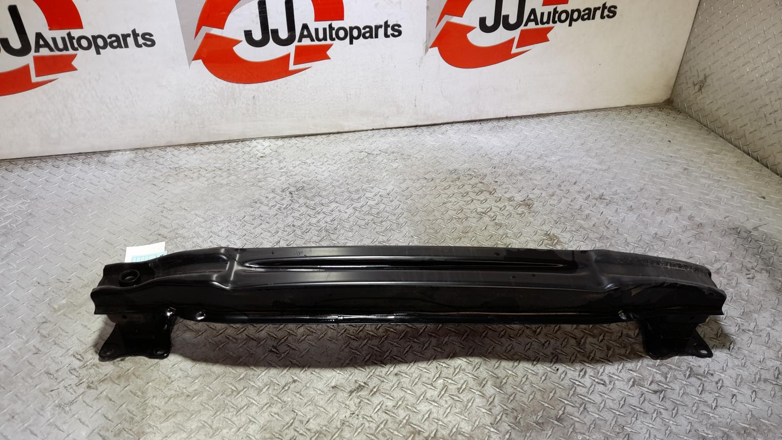 View Auto part R/Bar Bracket/Reinfo Volkswagen Golf 2014