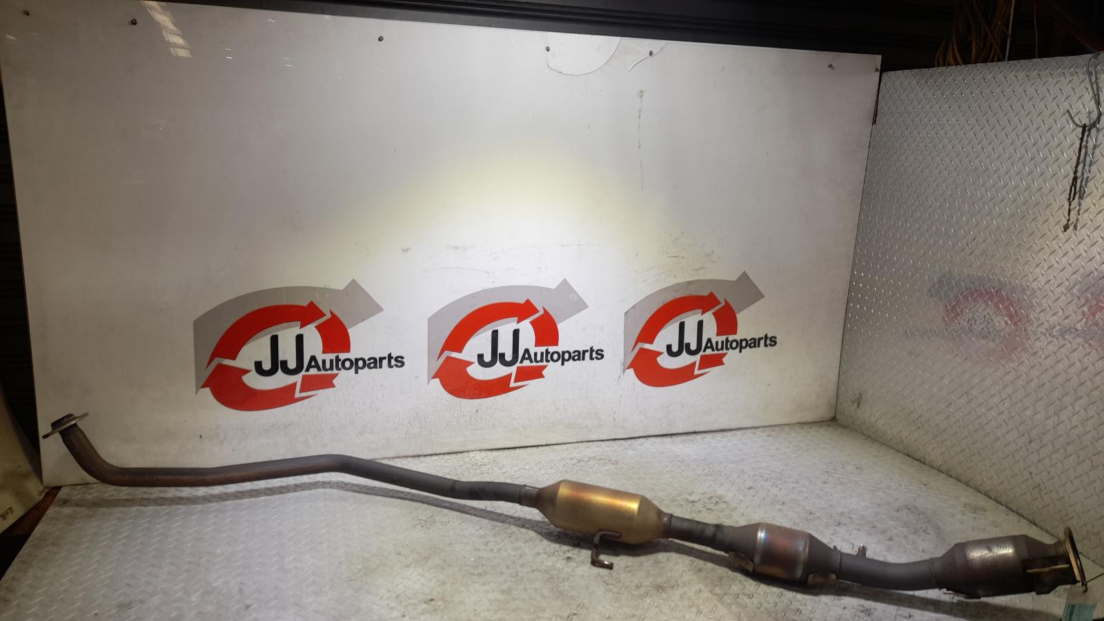 View Auto part Catalytic Converter Toyota Corolla 2014