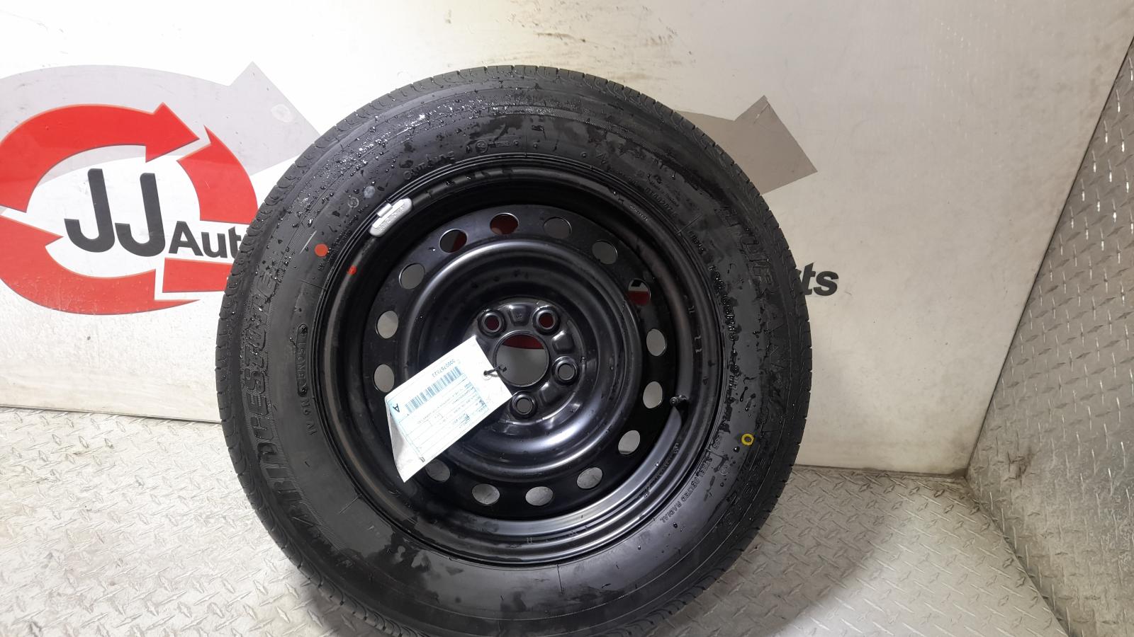 View Auto part Wheel Standard/Steel Toyota Corolla 2014