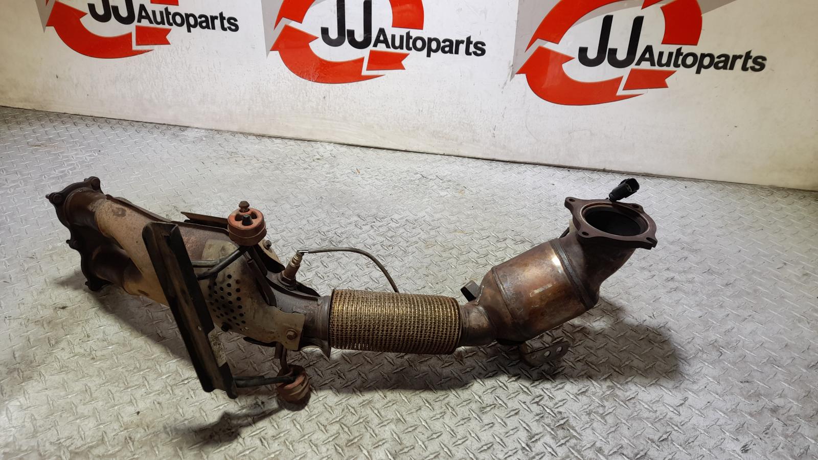 View Auto part Catalytic Converter Volvo Xc60 2012