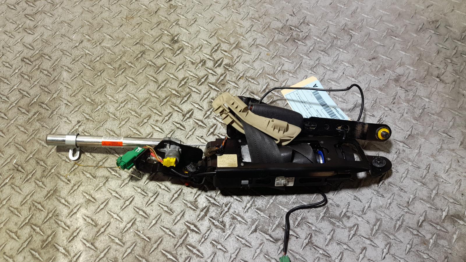 View Auto part Seatbelt/Stalk Volvo Xc60 2012