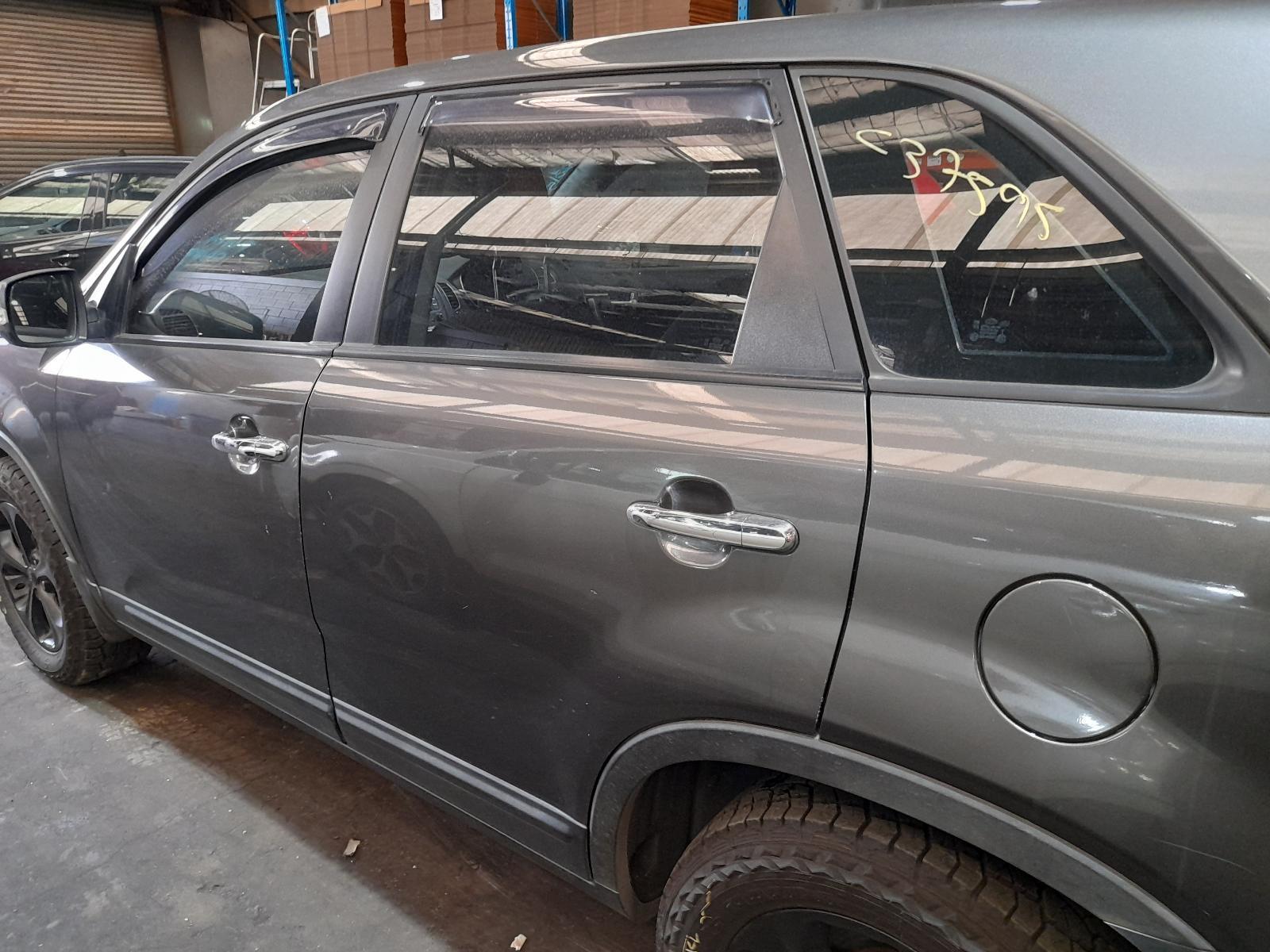 View Auto part Left Rear Door/Sliding Kia Sorento 2014