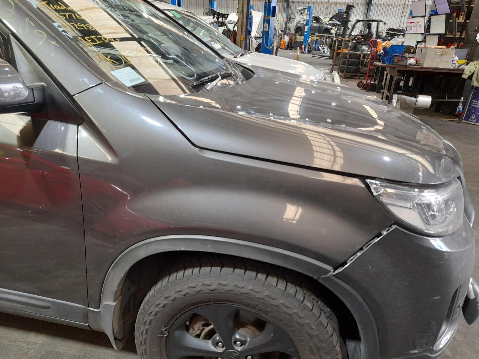 View Auto part Right Guard Kia Sorento 2014