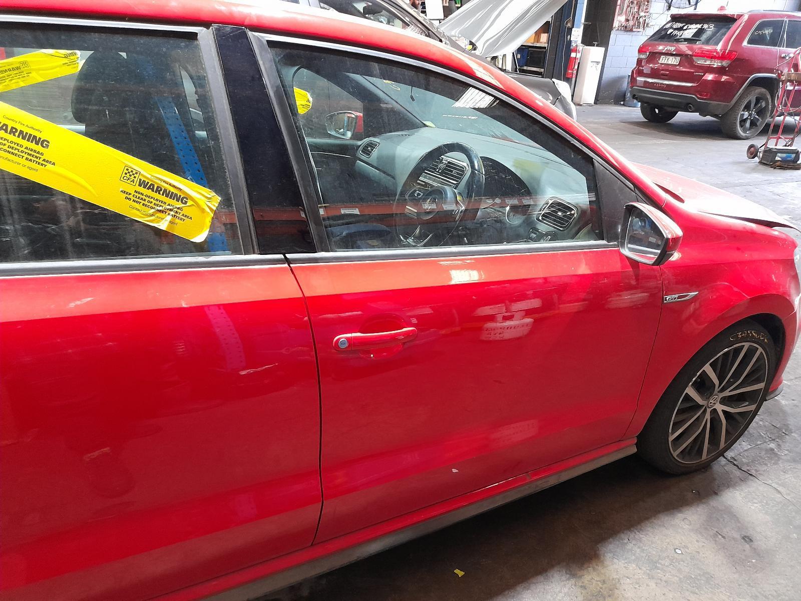 View Auto part Right Front Door Volkswagen Polo 2015