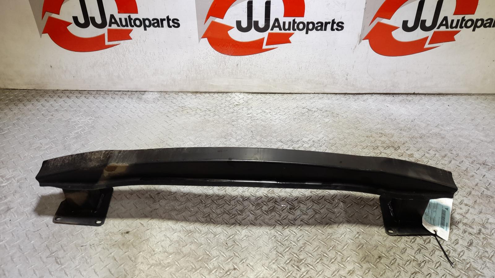 View Auto part R/Bar Bracket/Reinfo Volkswagen Polo 2015