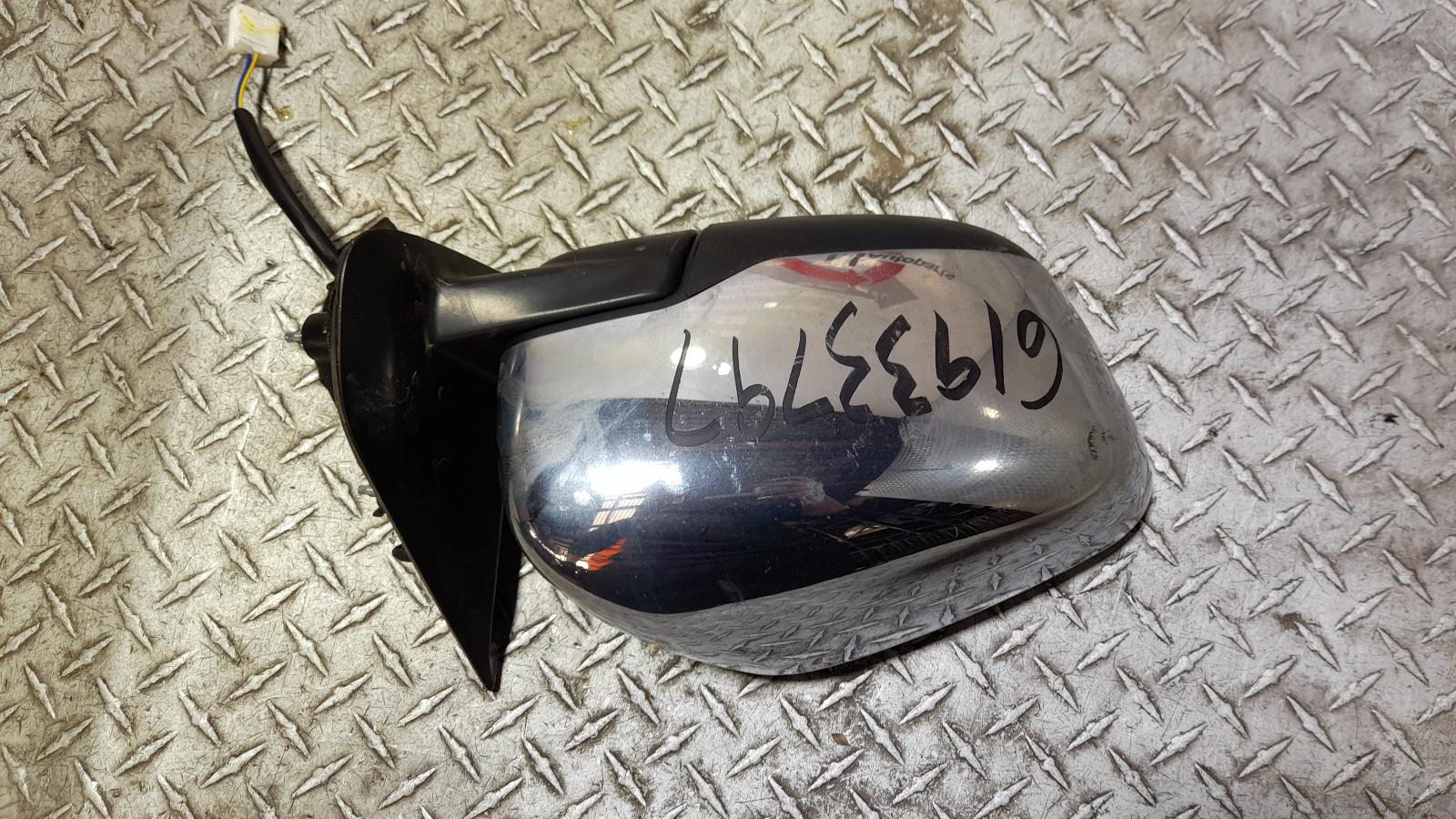 View Auto part Right Door Mirror Nissan Navara 2020