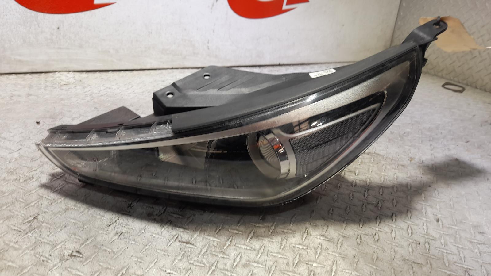 View Auto part Left Headlamp Hyundai I30 2018