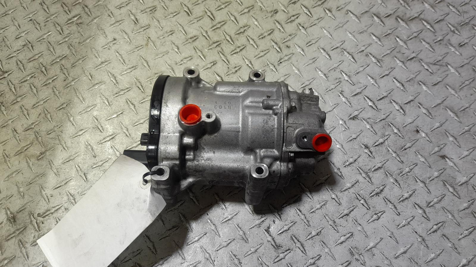 View Auto part A/C Compressor Toyota Yaris Cross 2020