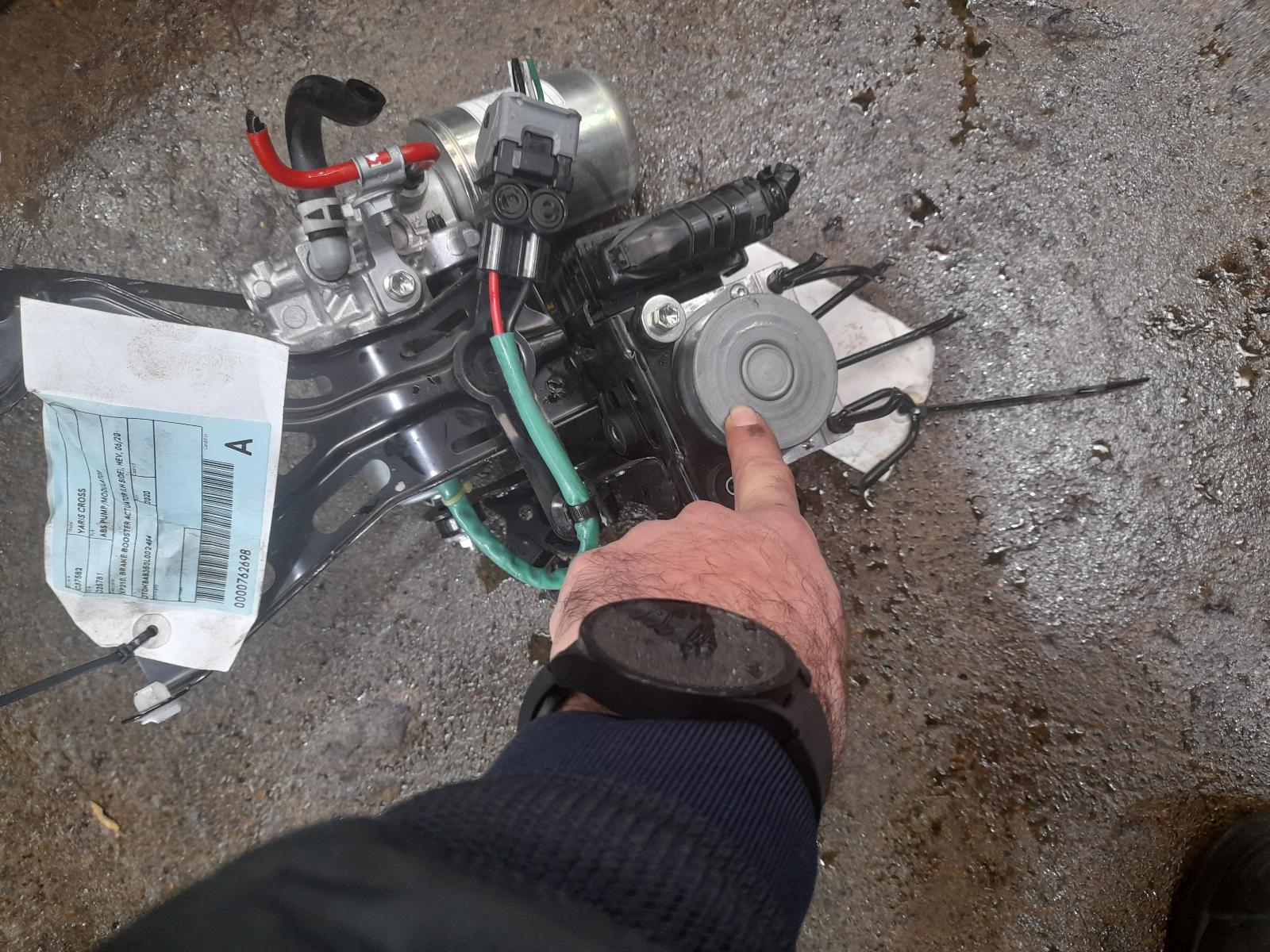 View Auto part Abs Pump/Modulator Toyota Yaris Cross 2020