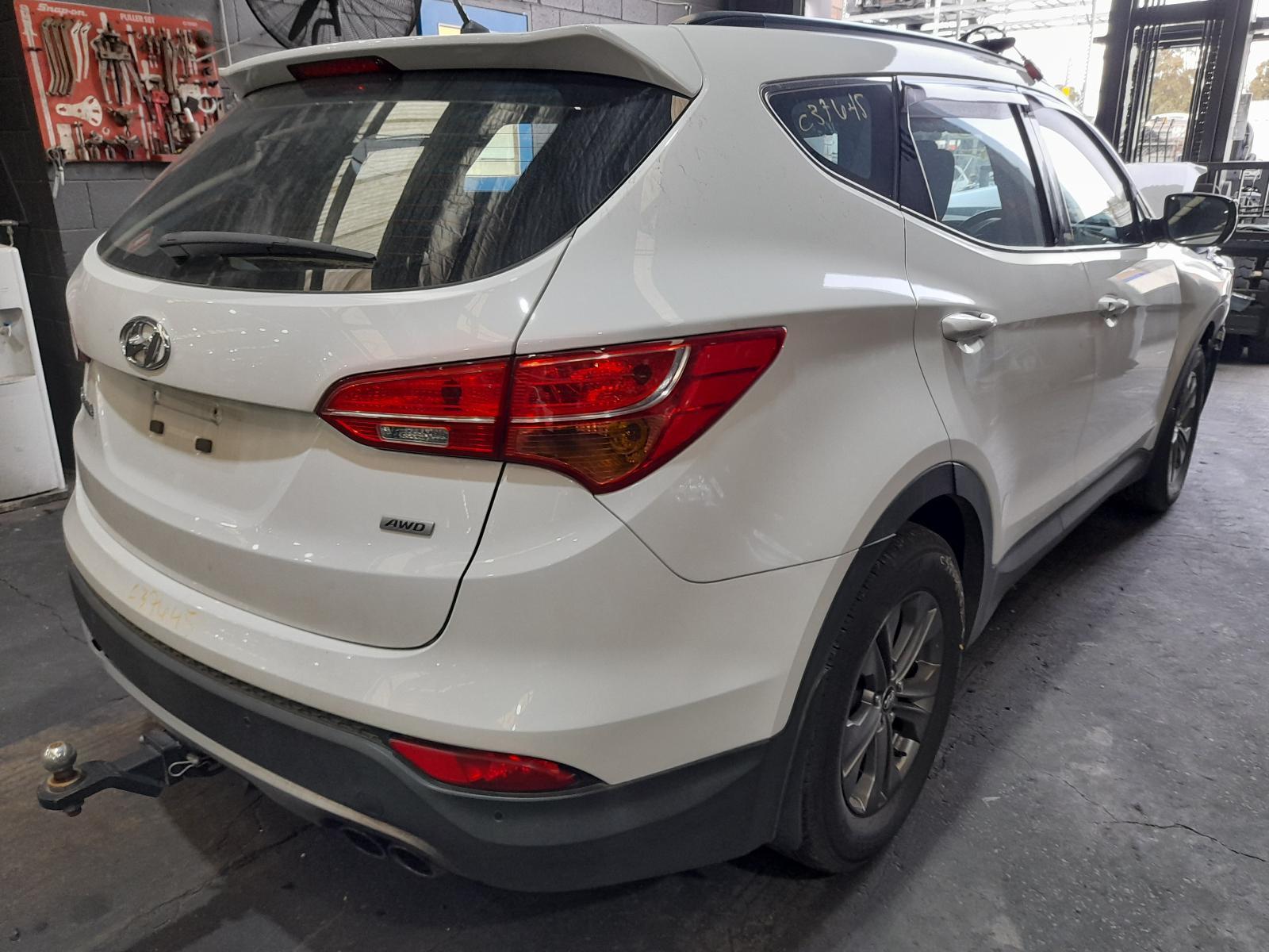 View Auto part Trans/Gearbox Hyundai Santa Fe 2012
