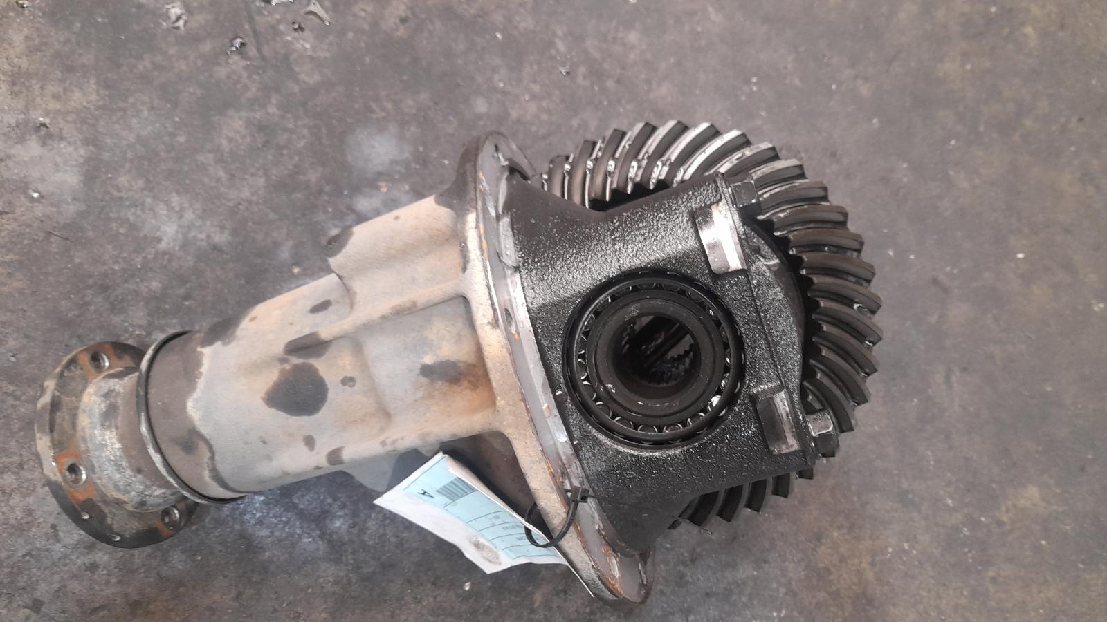 View Auto part Differential Centre Isuzu Dmax 2018