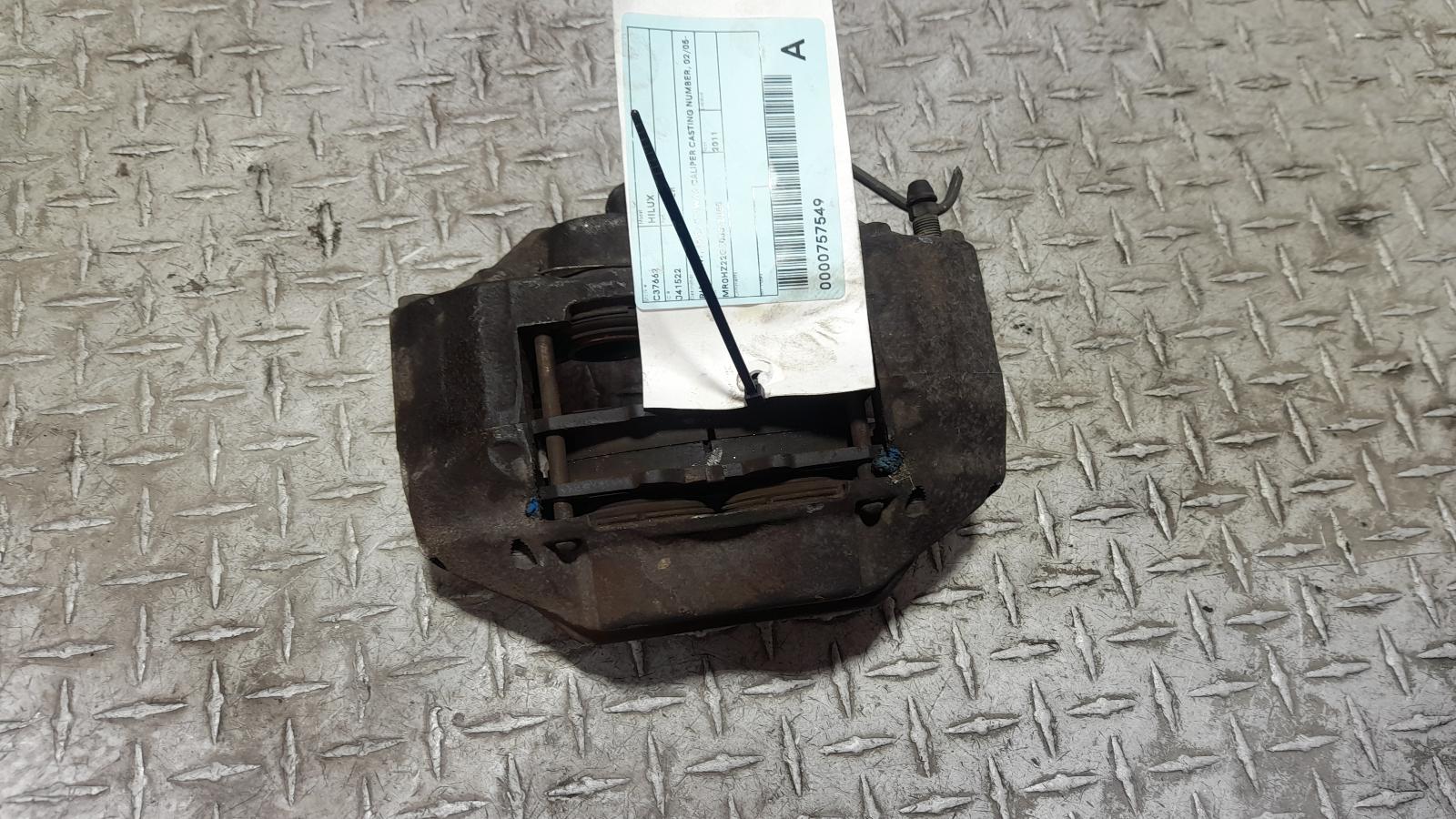 View Auto part Caliper Toyota Hilux 2011