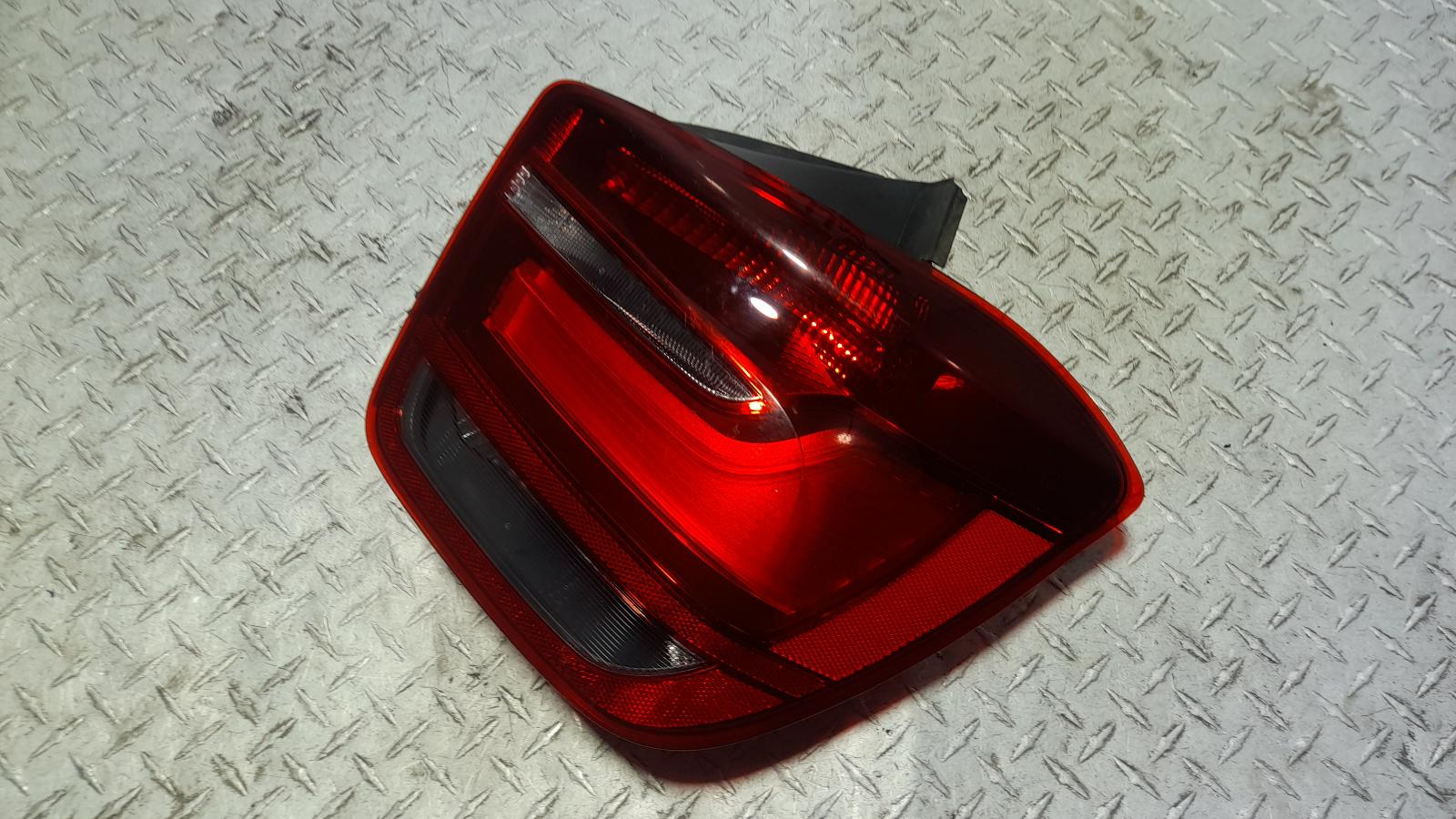 View Auto part Right Taillight Bmw 1 Series 2012