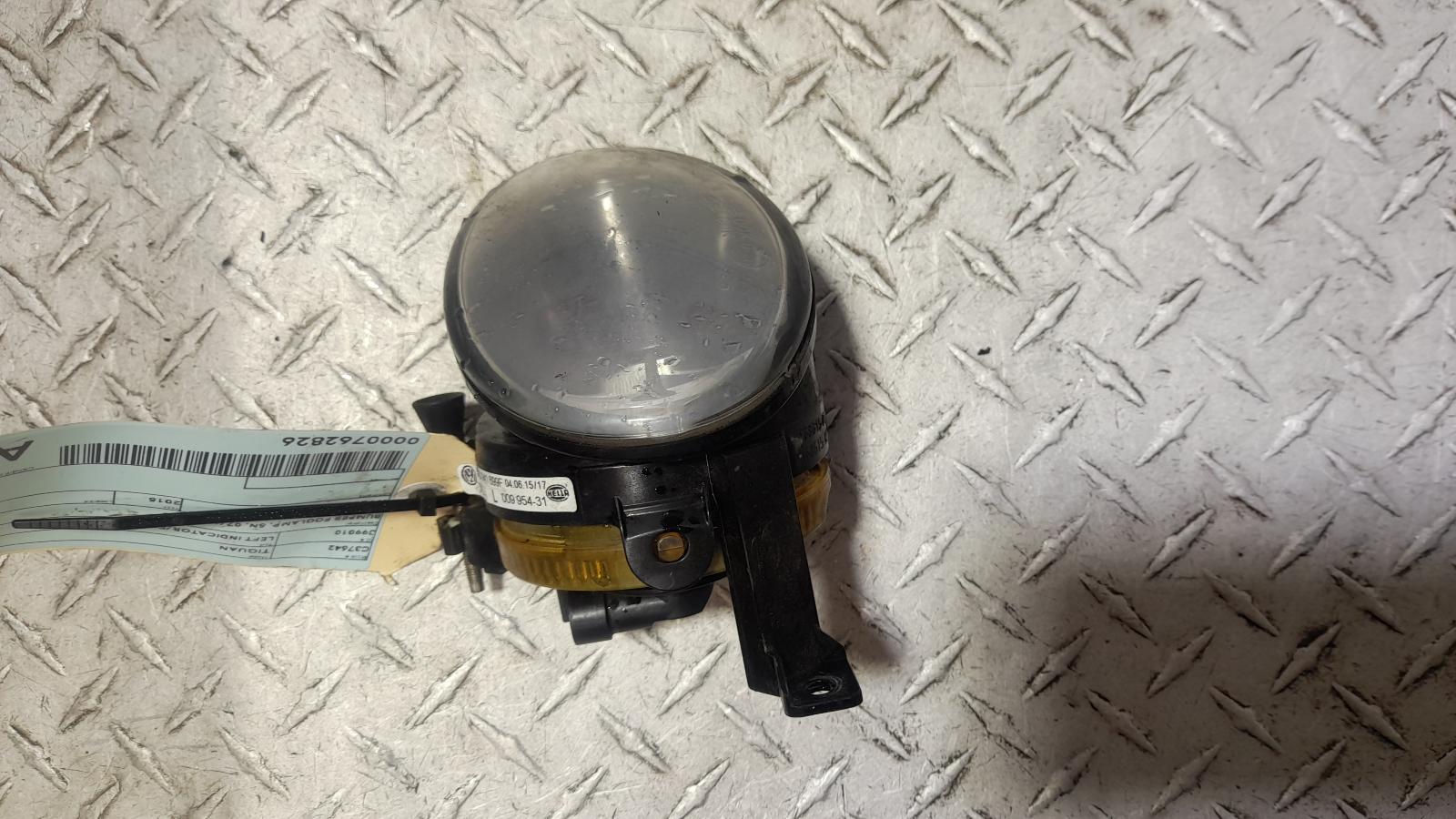 View Auto part Left Indicator/Fog/Side Volkswagen Tiguan 2015