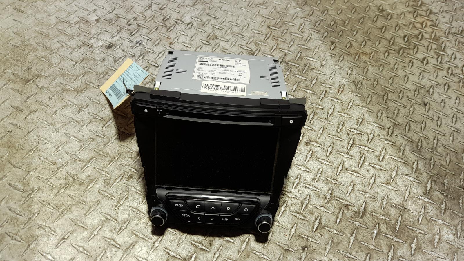 View Auto part Radio/Cd/Dvd/Sat/Tv Hyundai I40 2015