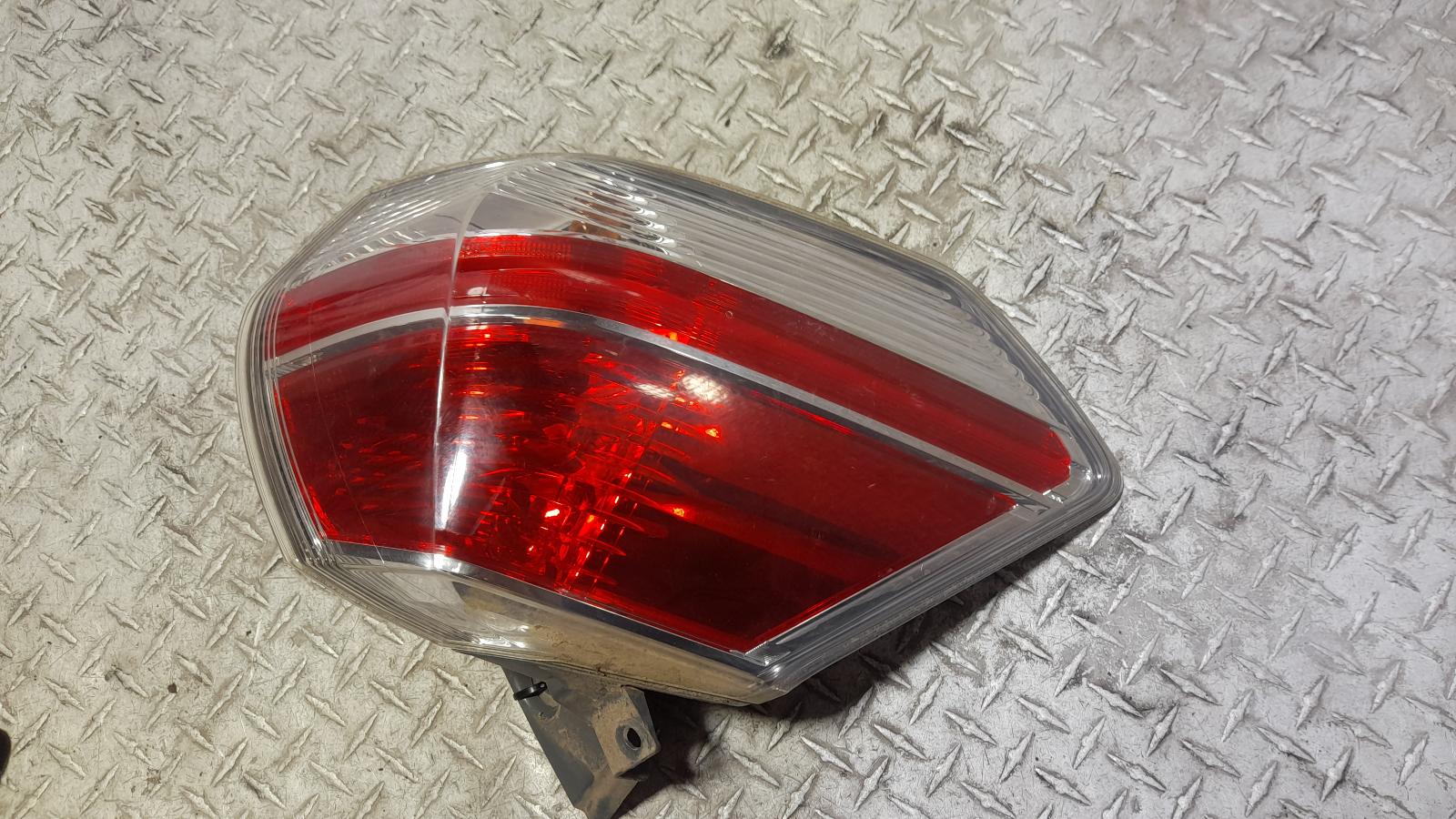 View Auto part Left Taillight Nissan Xtrail 2016