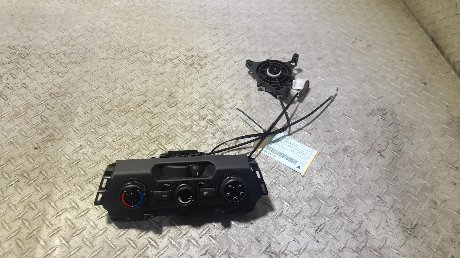 View Auto part Heater/Ac Controls Isuzu Dmax 2023