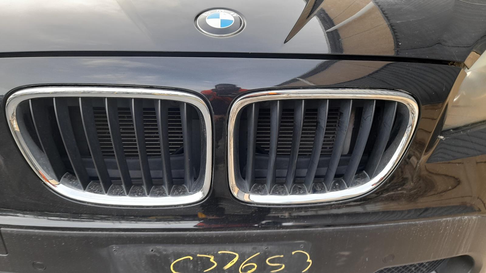 View Auto part Grille Bmw X1 2011