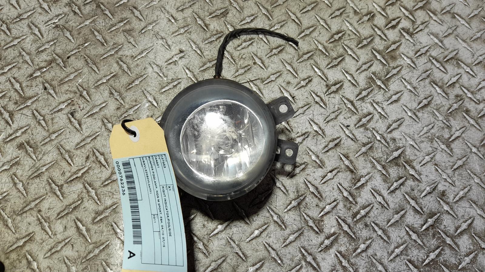 View Auto part Right Indicator/Fog/Side Bmw X1 2011