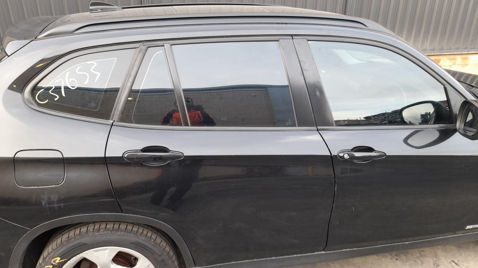 View Auto part Right Rear Door Sliding Bmw X1 2011