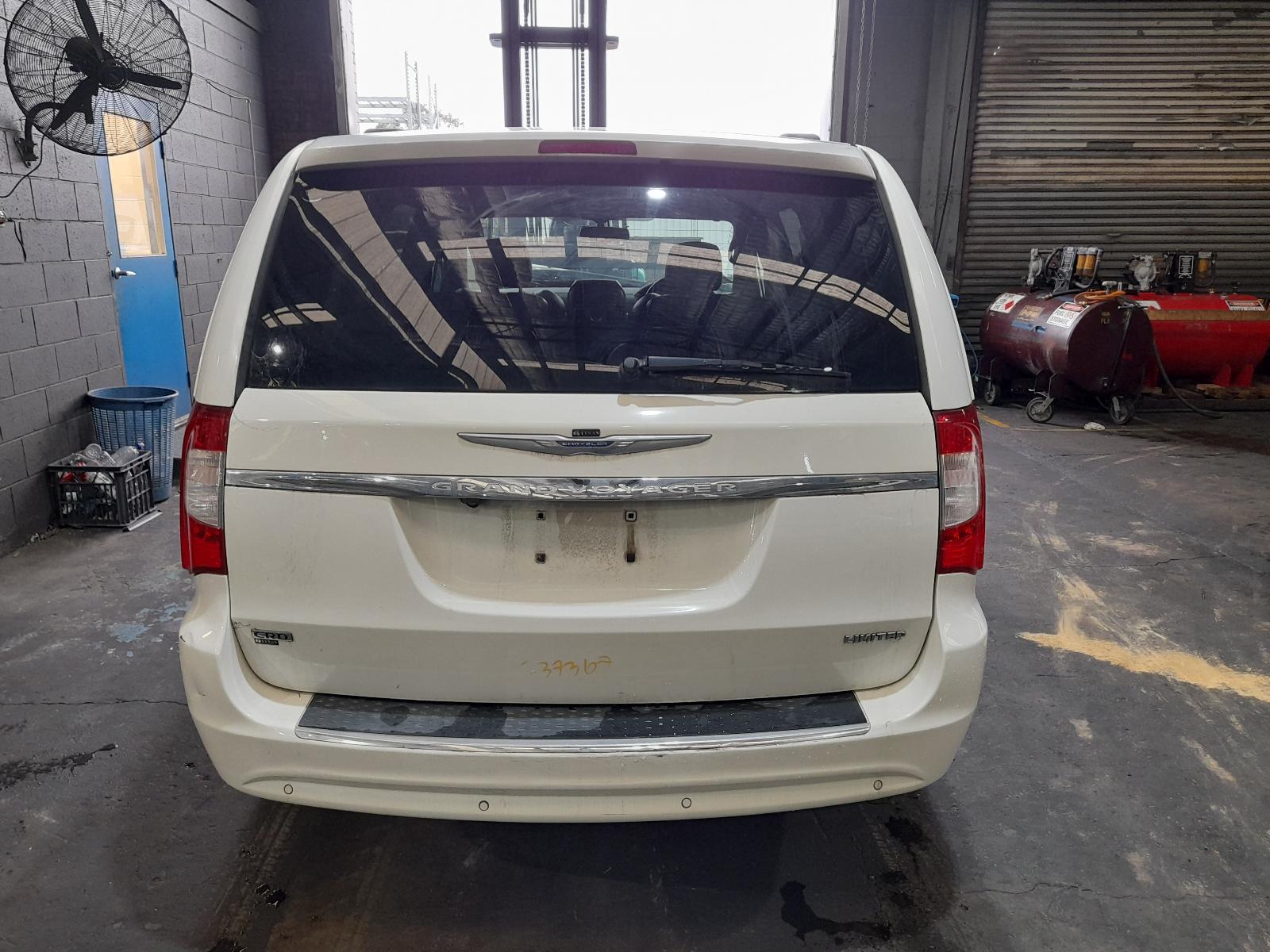 View Auto part Bootlid/Tailgate Chrysler Voyager 2011