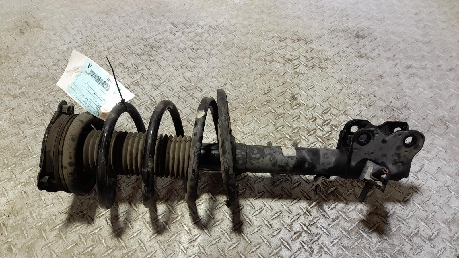 View Auto part Left Front Strut Nissan Pathfinder 2016