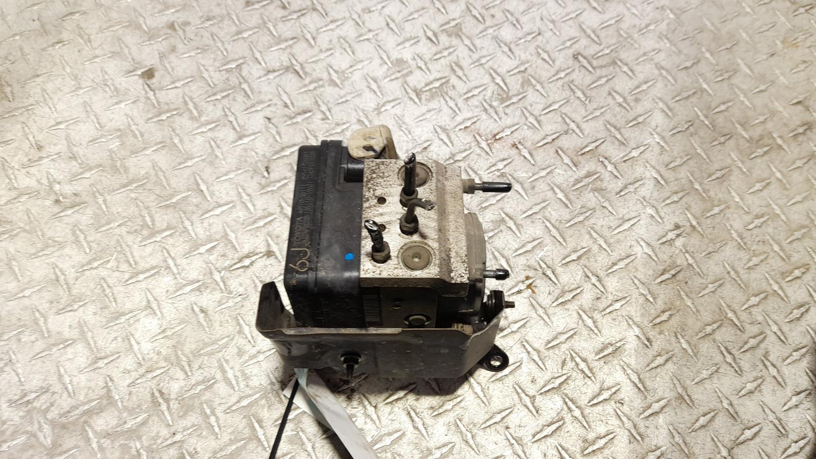 View Auto part Abs Pump/Modulator Toyota Hiace 2011