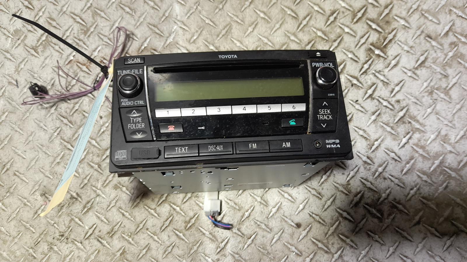 View Auto part Radio/Cd/Dvd/Sat/Tv Toyota Hiace 2011