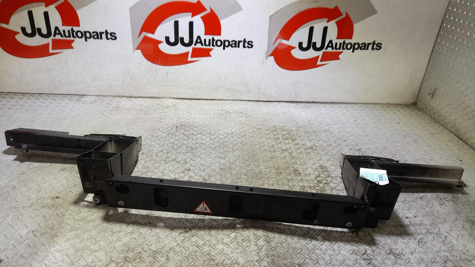 View Auto part Radiator Support Bmw X3 2013