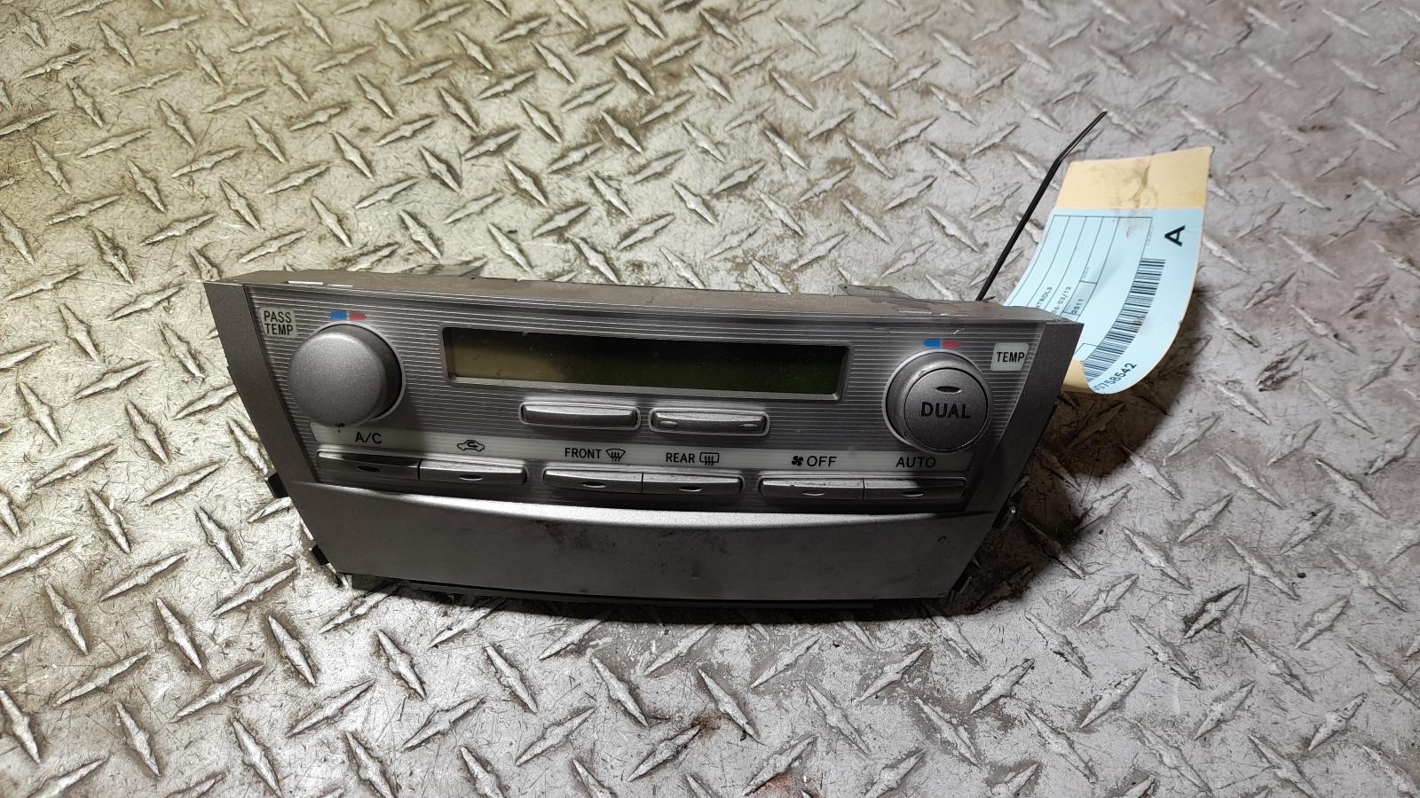 View Auto part Heater/Ac Controls Toyota Aurion 2011