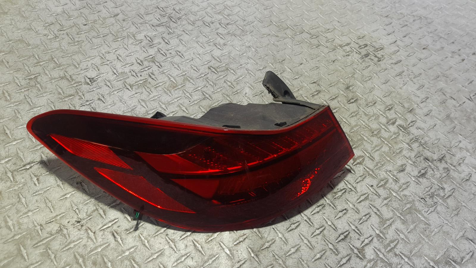 View Auto part Left Taillight Kia Cerato 2022