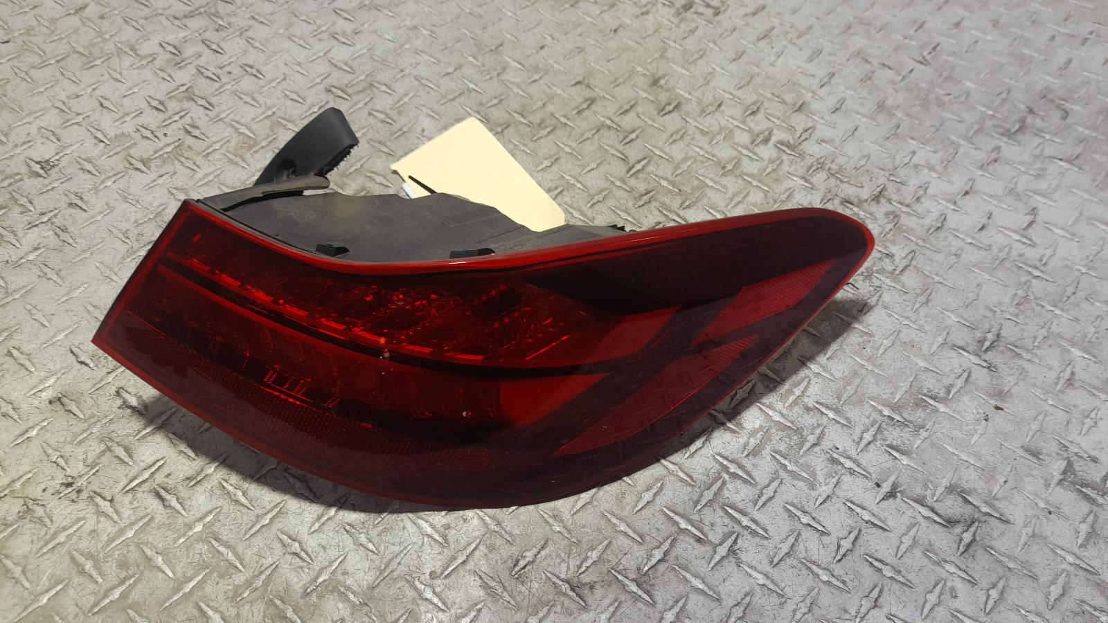 View Auto part Right Taillight Kia Cerato 2022