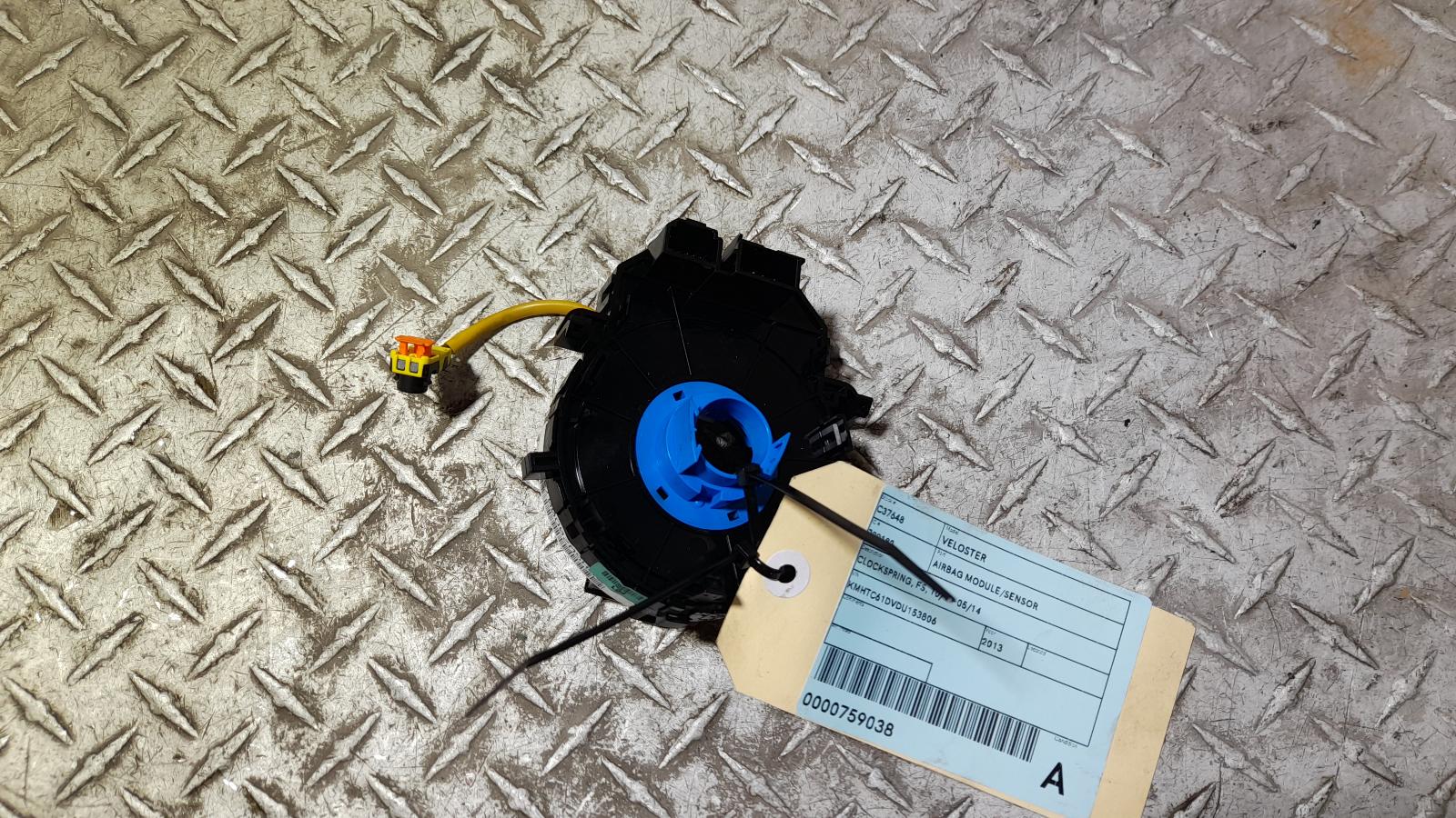 View Auto part Airbag Module/Sensor Hyundai Veloster 2013