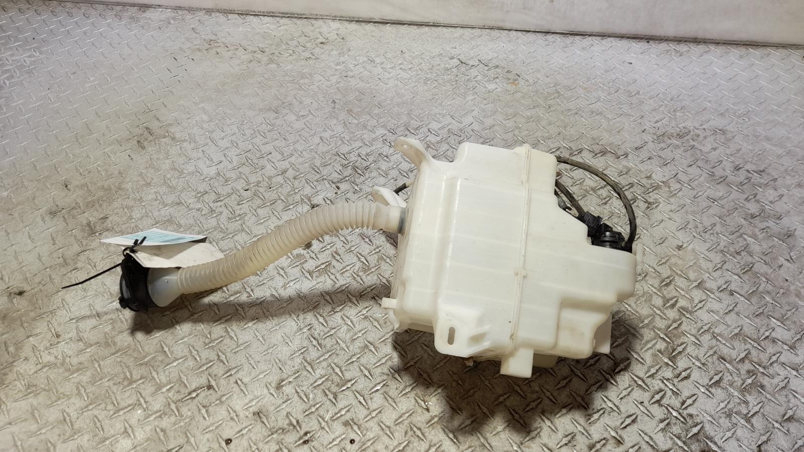 View Auto part Washer Bottle Toyota Kluger 2011