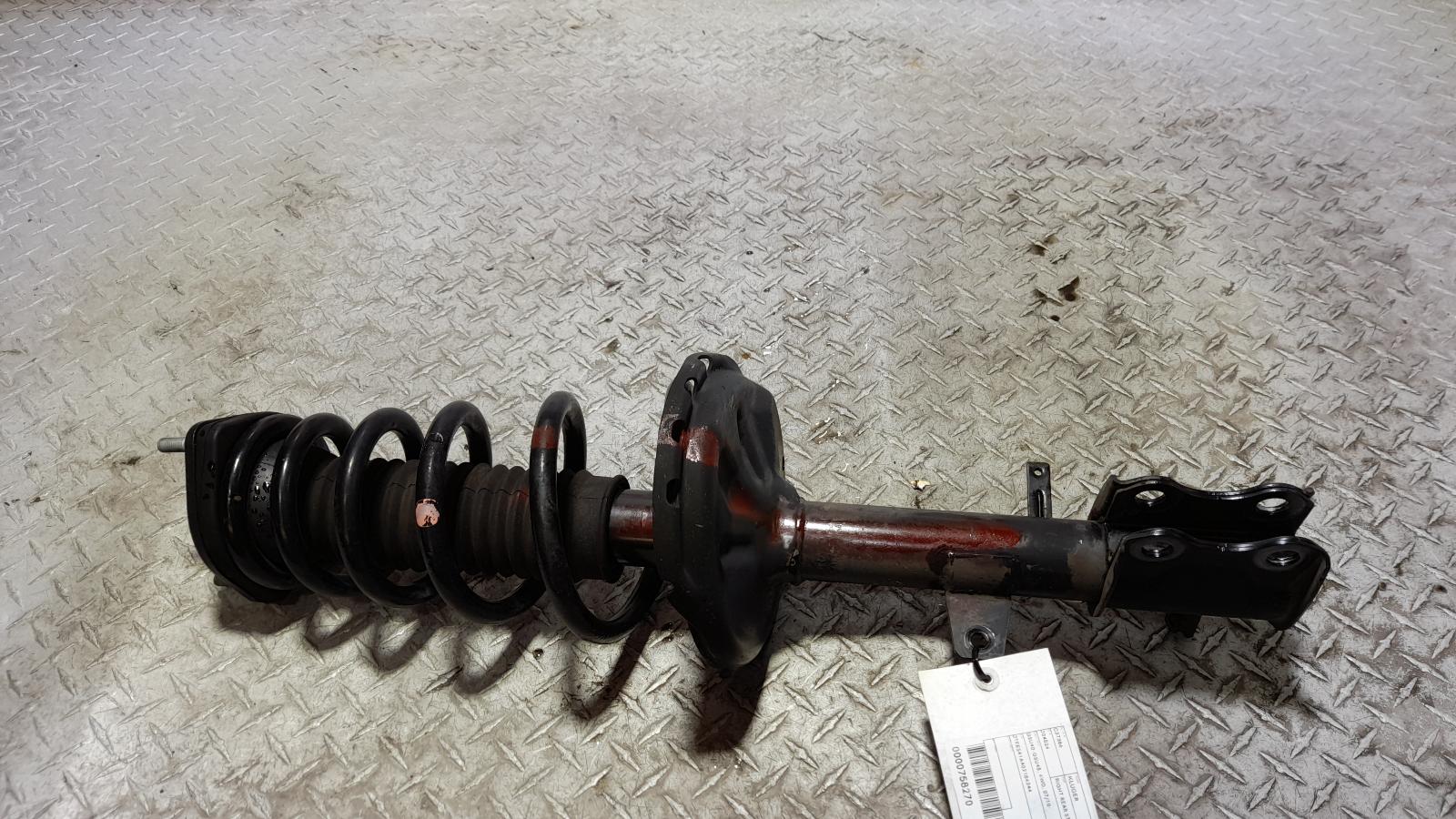View Auto part Right Rear Strut Toyota Kluger 2011