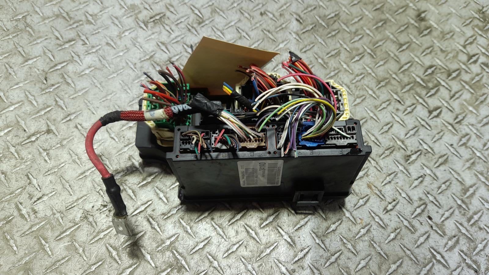 View Auto part Fuse Box Jeep Compass 2012