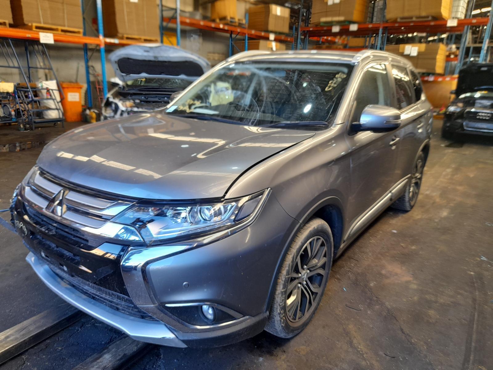 View Auto part Trans/Gearbox Mitsubishi Outlander 2015