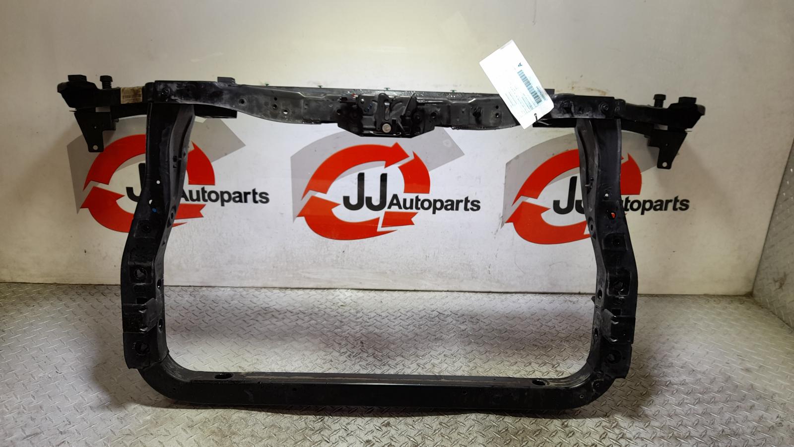 View Auto part Radiator Support Jeep Grandcherokee 2015