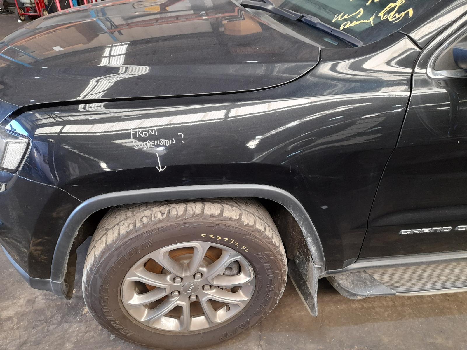 View Auto part Left Guard Jeep Grandcherokee 2015