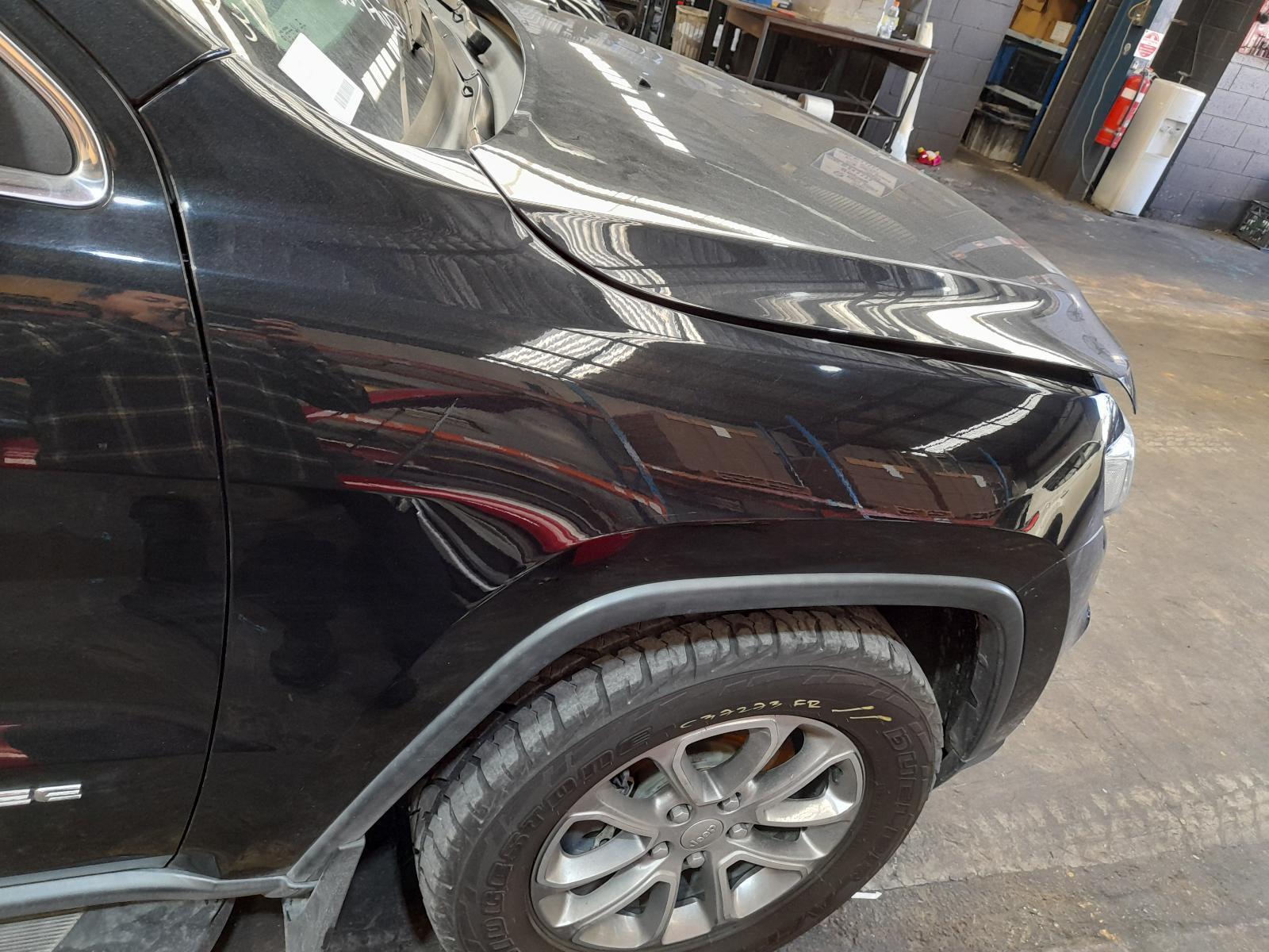 View Auto part Right Guard Jeep Grandcherokee 2015